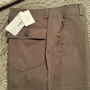 Olive Green Lilla pant petite Size 4 never been worn